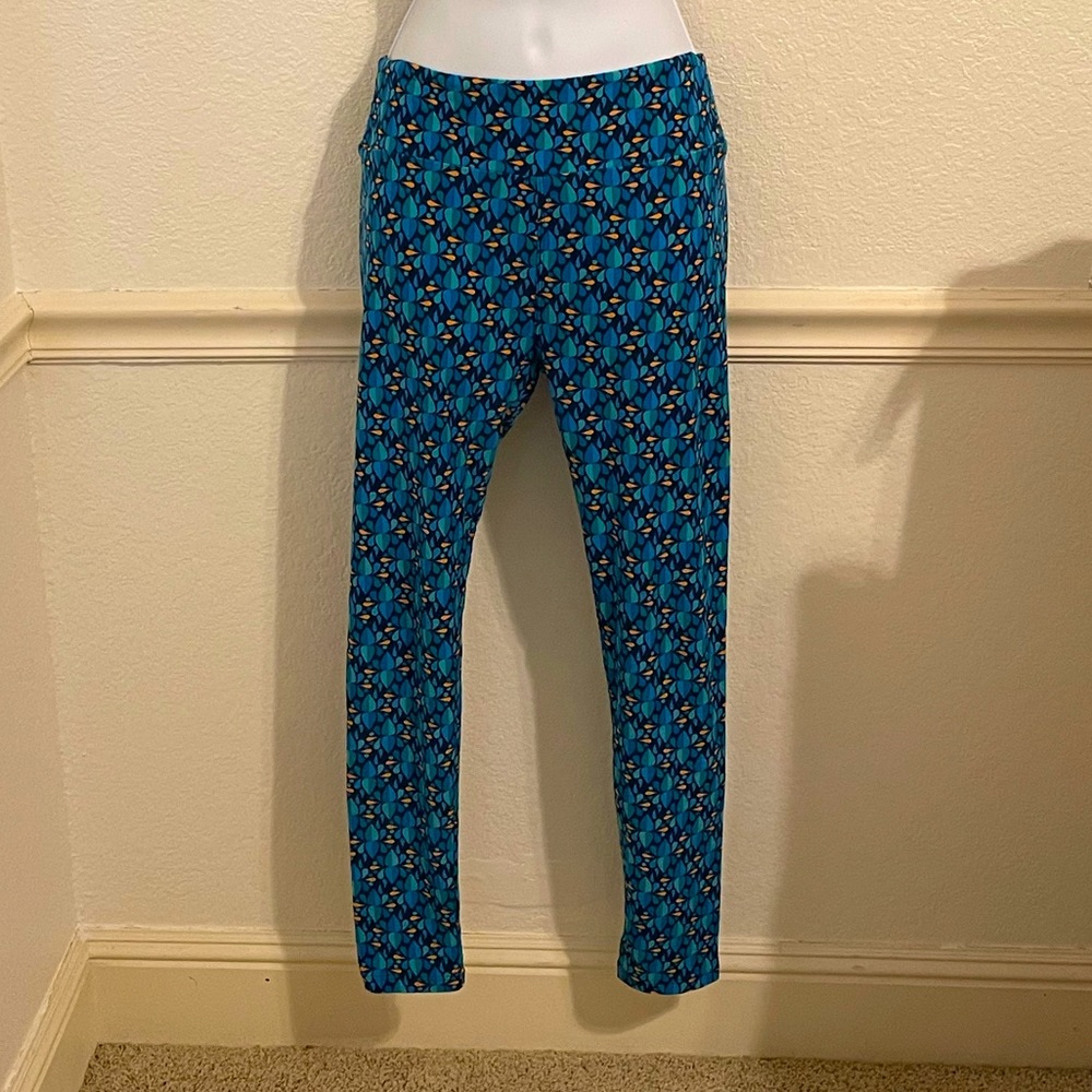 LuLaRoe Leggings Like New, one size fit all